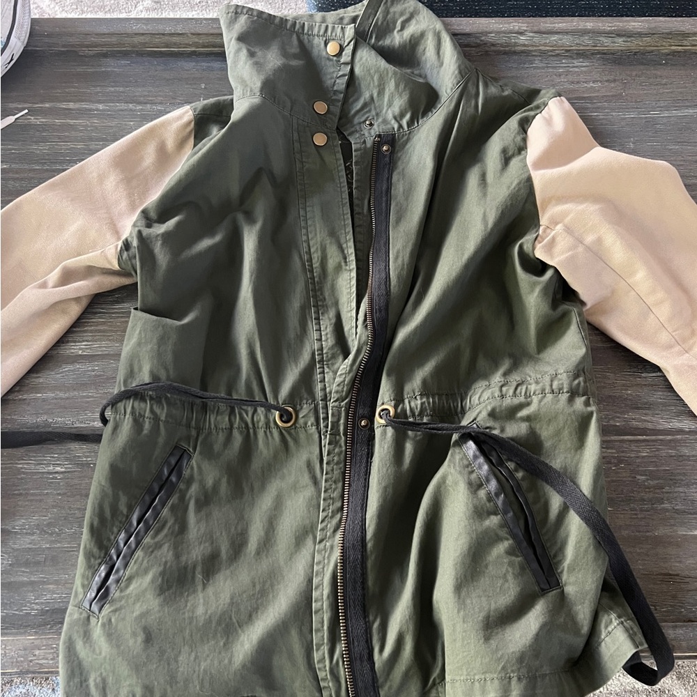 Lovposh cargo style jacket with Chinese embroidery